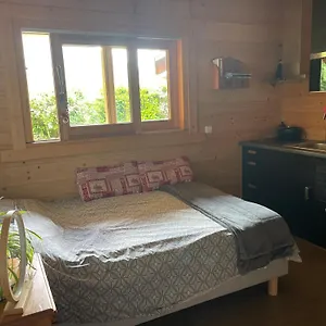 1 Piece Situe Dans Un Apartment